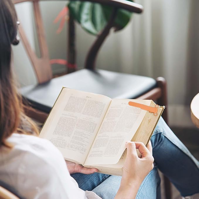 3Pcs Automatically Stay in Place Bookmark, Silicone Book Marks for Reading, Smart Bookmarks for Women, Men, Kids, Book Lovers, Readers, Unique Book Page Holders & Reading Accessories, B