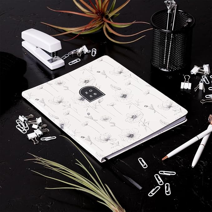 Eccolo 2025 Large Agenda Planner, 12 Month, Yearly, Monthly & Weekly Views, Reminders, Goals Tracker (Flexi-Cover - 8 x 10")