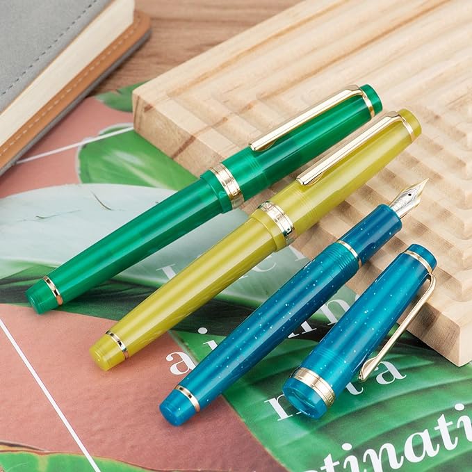 Jinhao 82 Acrylic Fountain Pen, Iridium Extra Fine Nib with Ink Converter, Transparent Peacock Blue Fluorescent Classic Design Smooth Writing Pen (Gold Trim)