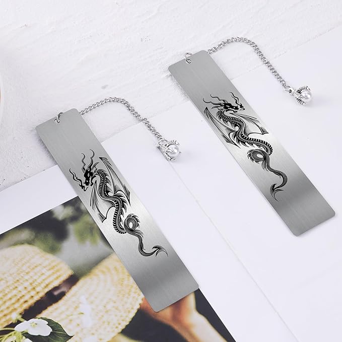 Dragon Metal Bookmark Gift - 2 PCs Cool Bookmarks for Reading Men Boys Fantasy Novel Dragon Lovers Readers Book Marks Pendant Bookish Students School Supplies Book Club Christmas Birthday