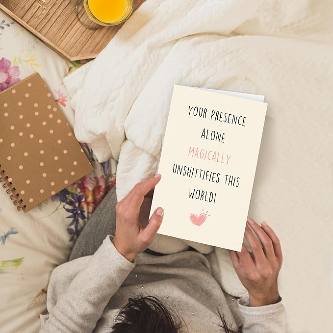 Happy Birthday Cards for Women Bestie Friend, Best Friend Birthday Gifts Card, Funny Bday Gifts for Close Female Friends, Bestie Sister Friendship Card for Lady Girl