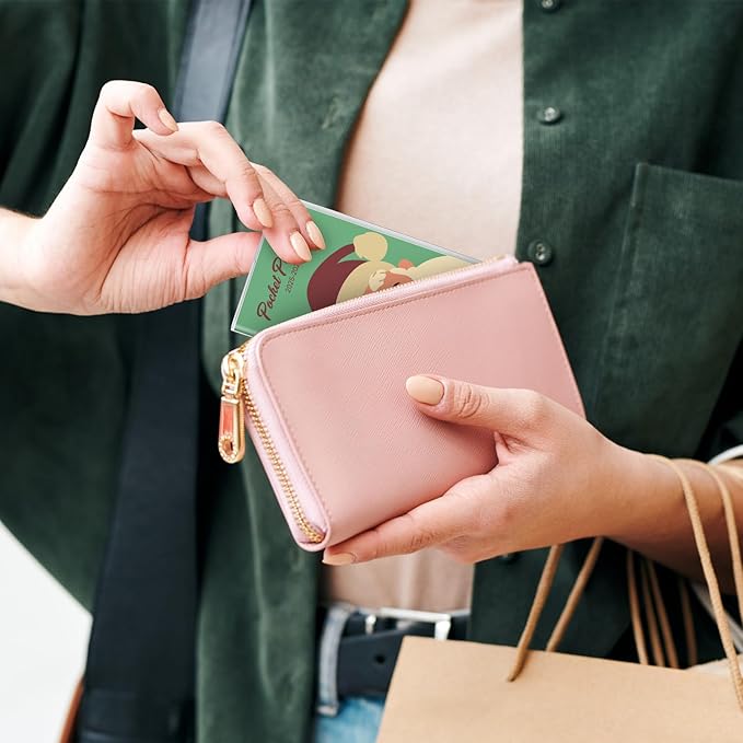 Christmas Pocket Calendar 2025-2026, 2025 Monthly Planner - 6.7" x 3.7" - Runs from January 2025 until December 2026, 2025 Pocket Planner with PVC Cover for Planning, Green