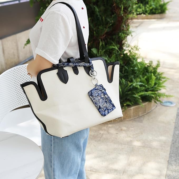 WONDERFUL FLOWER ID Holder with Lanyard and Keychain Wallet for Women