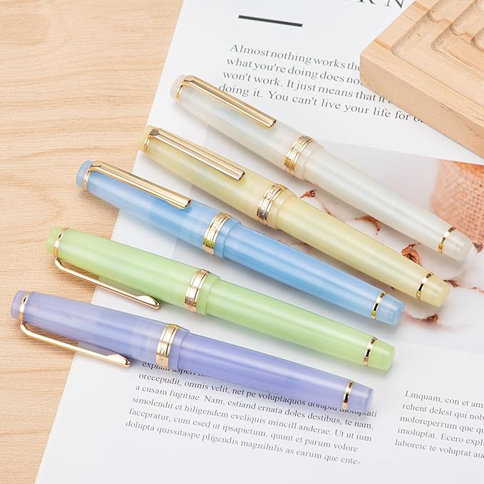 Jinhao 82 Acrylic Fountain Pen, Iridium Bent Nib with Ink Converter, Transparent Green Classic Design Calligraphy Pen (Gold Trim)