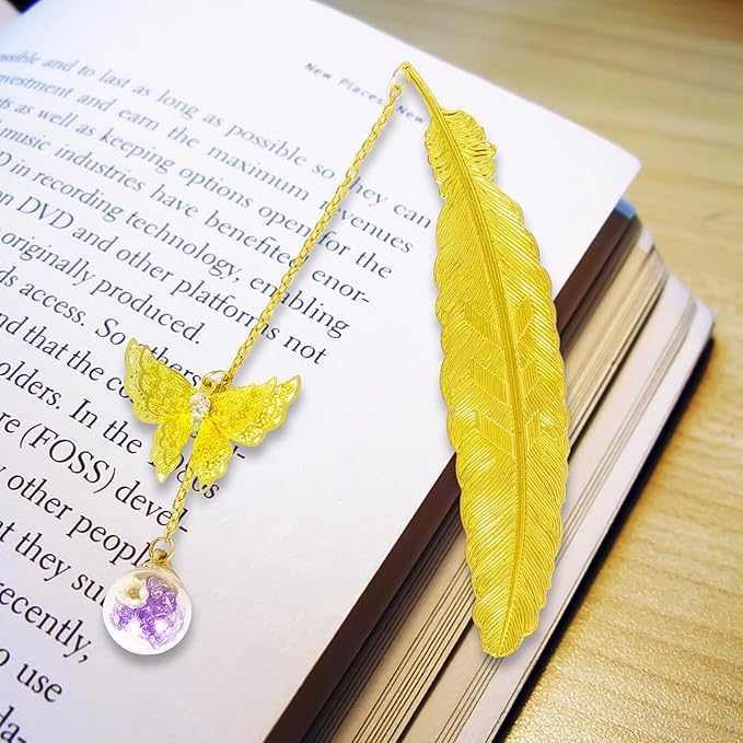 Vintage-Style Metal Feather Bookmark with 3D Butterfly Pendant - Ideal Gifts for Teachers and Book Lovers (Silver.Purple White Flower)
