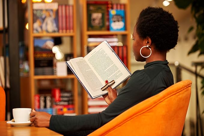 TILISMA Wooden Book Page Holder - Handmade Walnut Thumb Book Accessories - Reading Gadget to Read in Bed - Gifts for Book Lovers, Avid Readers, Bookworms, Librarians - Bookmark (Medium)