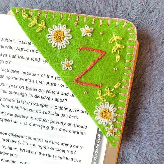 Personalized Hand Embroidered Corner Bookmark, Bookmarks for Women, Personalized Bookmark for Book Lovers, Cute Flower Book Mark by HNQCPCVU (Z, Green)
