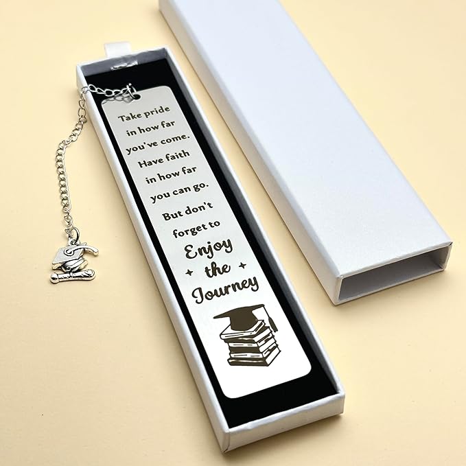 Class of 2025 Chirstmas Graduation Gift Bookmark for Him Her Inspirational Gifts for Middle High School College Senior 2025 Grad Gift for Teen Boys Girls Kids Graduate Gifts for Men Women Son Daughter