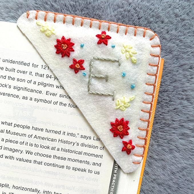 Personalized Hand Embroidered Corner Bookmark, Bookmarks for Women, Personalized Bookmark for Books, Cute Flower Book Mark, Hand Stitch Gift for Women for Book Lovers by HNQCPCVU (E, White)