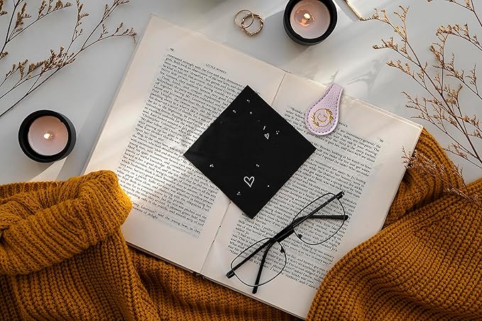 ABTOLS Magnetic Leather Initial Bookmarks, Vintage Initial ID Identification Book Marker Clip Gift Purple Capital Letter Book Markers for Book Lover Avid Readers (G)