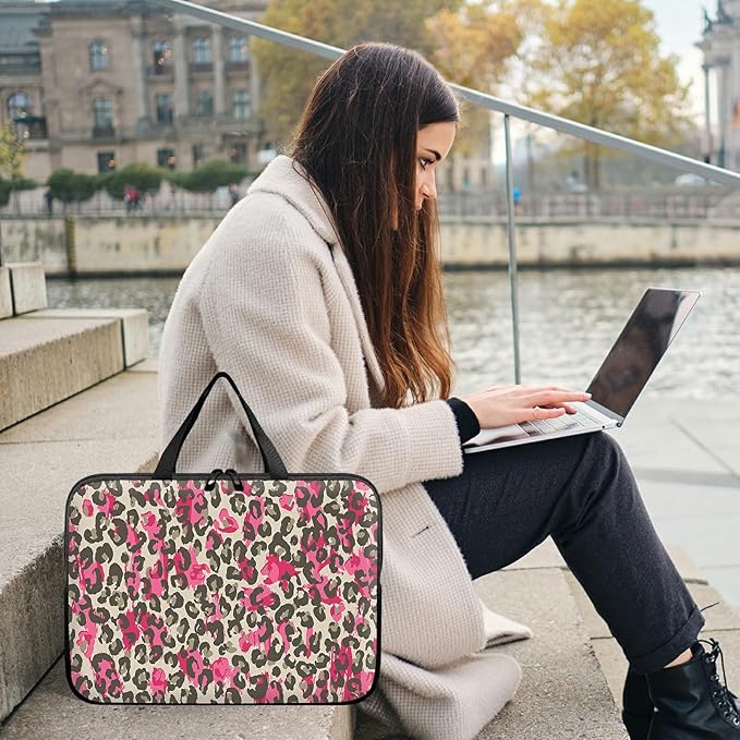 Laptop Sleeve Case Bag 15 inch, Pink Leopard Slim Carrying Case Durable Handbag Travel Laptop Bag for 15 inch MacBook Air M3/M2/15 Pro/Surface Laptop 7/6/5/4/3/ Dell XPS 15 Plus