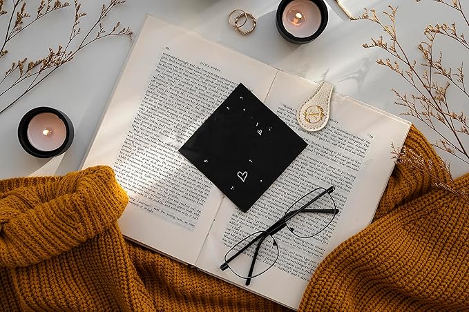 ABTOLS Magnetic Leather Initial Bookmarks, Vintage Initial ID Identification Book Marker Clip Gift Beige Capital Letter Book Markers for Book Lover Avid Readers (X)