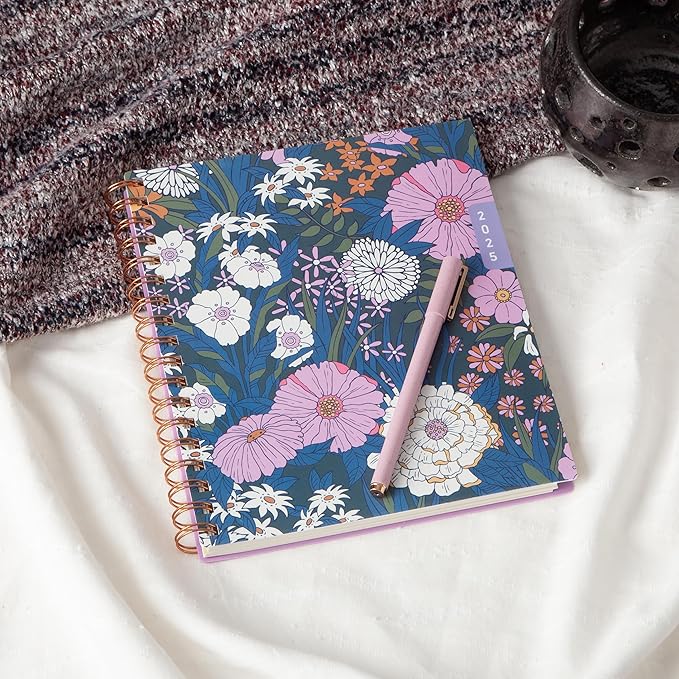 WAAV 2025 Weekly and Monthly Planner Calendar, January 2025 - December 2025, 7” x 9", Stylish Flexible Cover, Laminated Tabs, Durable Wirebound, Storage Pocket, Bailey (Bailey- 2025, 7" x 9")