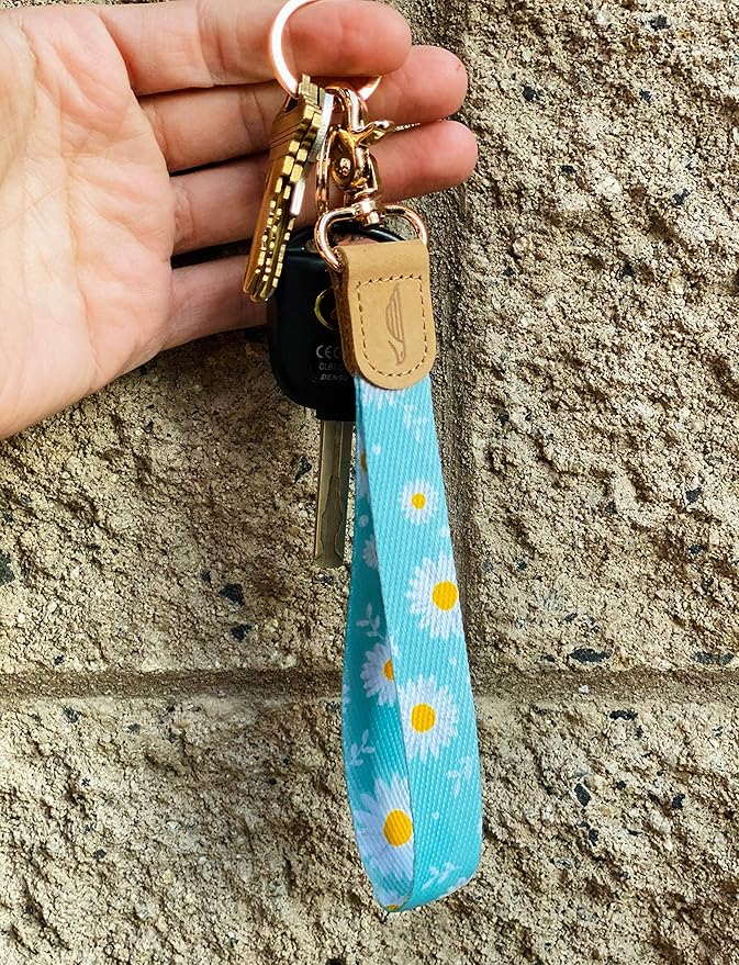 POCKT Lanyard for Keys Wristlet Strap Key Chain Holder for Men and Women - Cool Hand Wrist Lanyards for Keys and Wallets